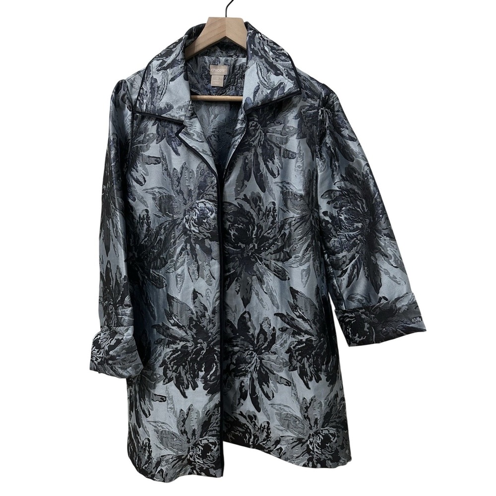 Chicos Floral Jacquard Topper Jacket Size 0 S Silver Black Metallic Open Front‎
